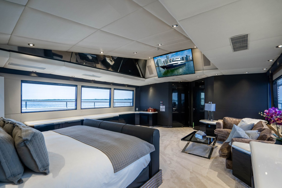 M/Y QUANTUM  Yacht #12