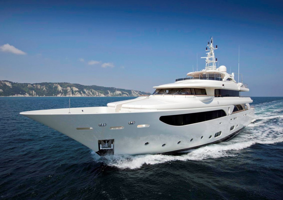 M/Y ENCHANTMENT Yacht #3