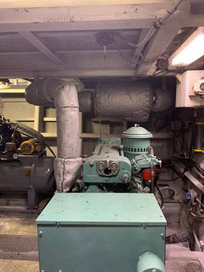 M/Y 1991 COMMERCIAL 170 CREW BOAT Yacht #7