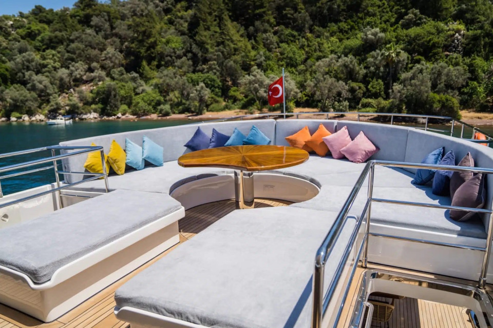 M/Y 39,1 M CUSTOM BUILD MOTOR YACHT Yacht #15