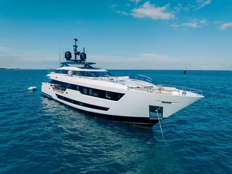 M/Y RANDY BETH Yacht #10