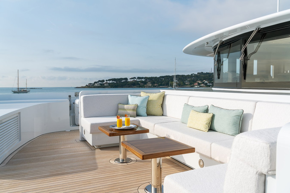 M/Y SOLEMATES Yacht #12