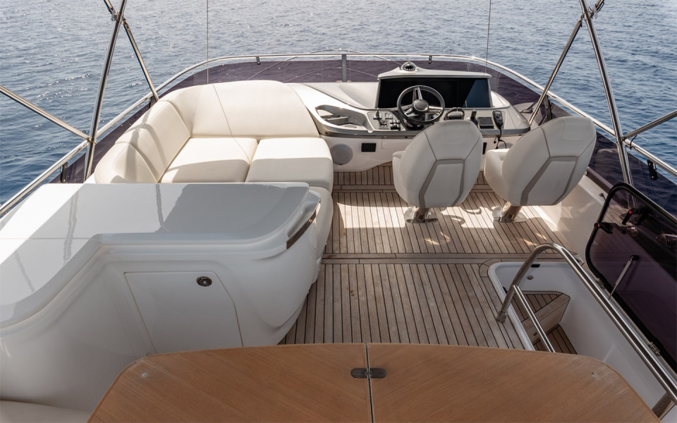 M/Y AMWAJI Yacht #11