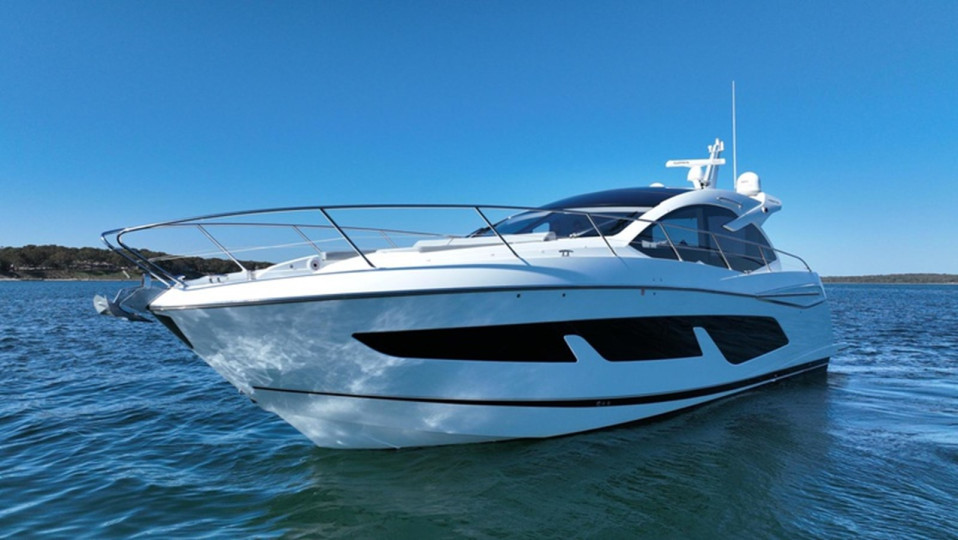 M/Y 2019 SUNSEEKER 50 PREDATOR Yacht #2