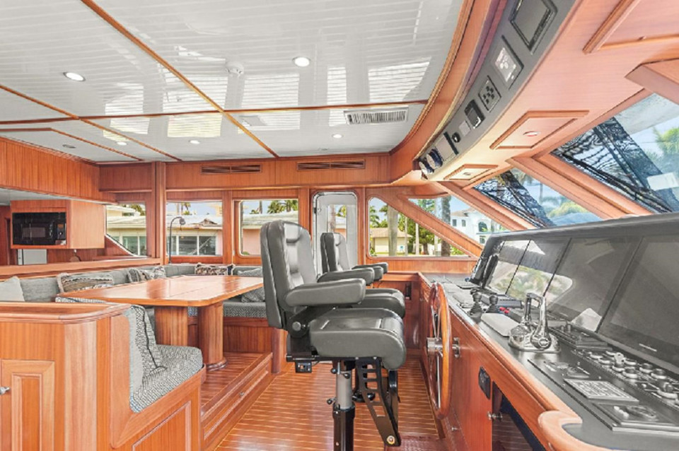 M/Y SEAS TO SEE Yacht #7