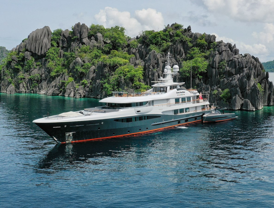 M/Y GENE MACHINE Yacht #15