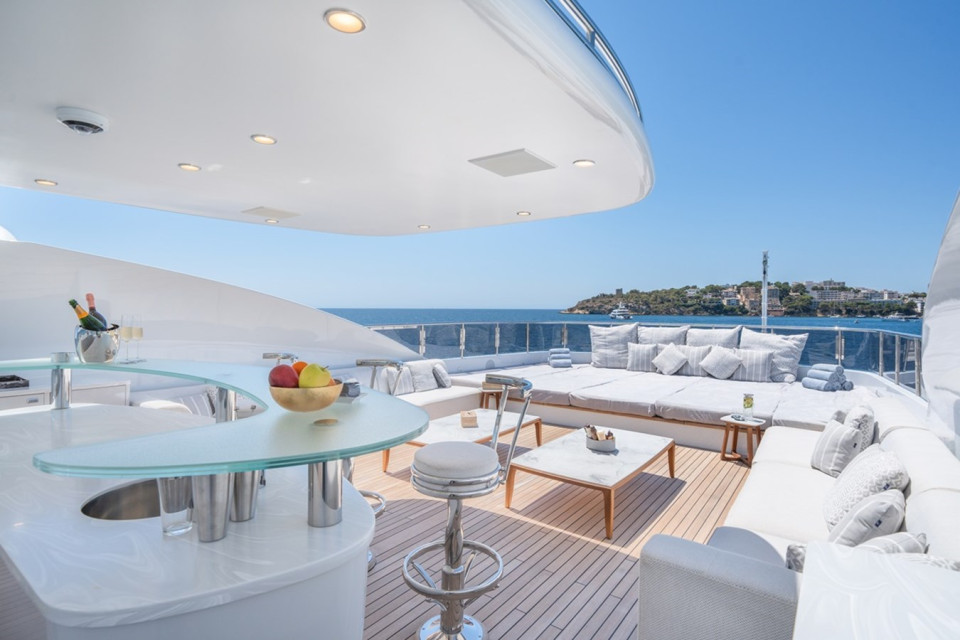 M/Y TITIAN PEARL Yacht #15