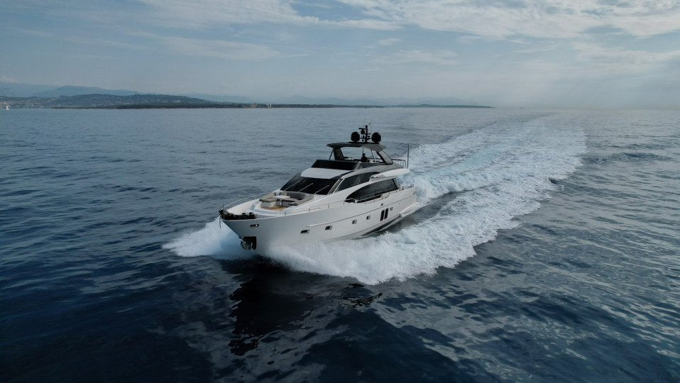 M/Y ELLIE JAMES Yacht #5