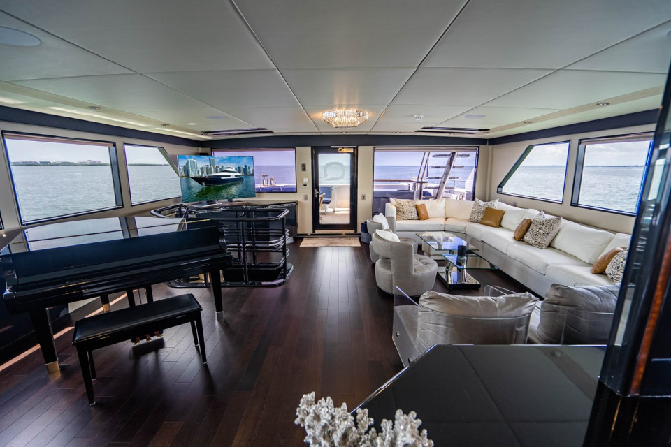 M/Y QUANTUM  Yacht #6