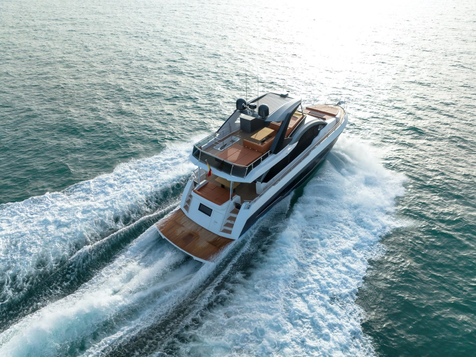 M/Y TINKA BUNNY Yacht #11