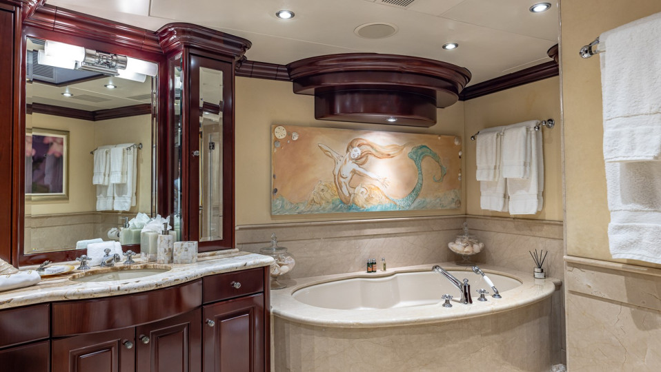 M/Y LADY JOY Yacht #15