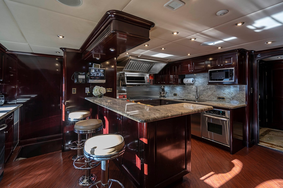 M/Y MISS CHRISTINE Yacht #12