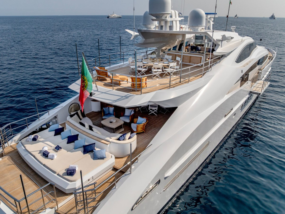 M/Y EQUITY Yacht #14