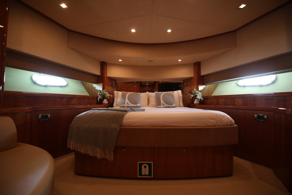 M/Y 2008 SUNSEEKER 90 Yacht #4