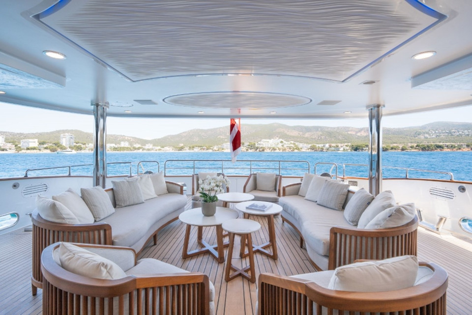 M/Y TITIAN PEARL Yacht #11