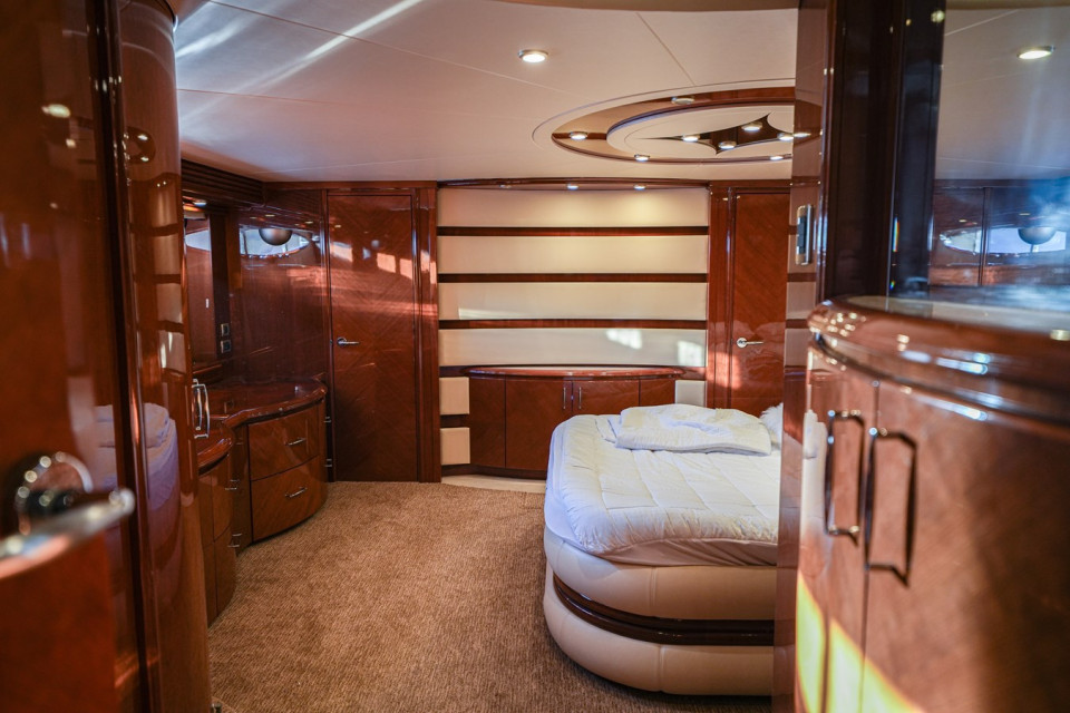 M/Y 2006 MARQUIS 65 Yacht #8