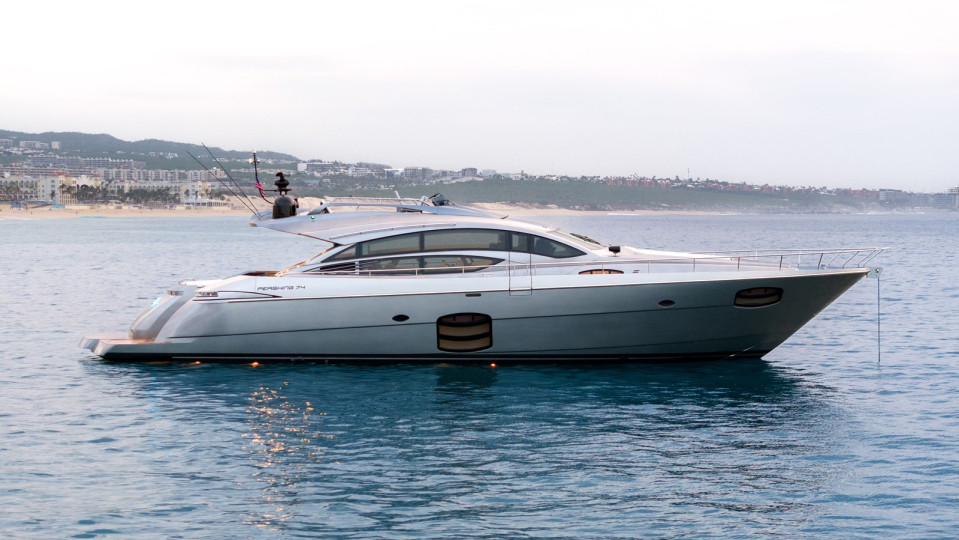 M/Y 74 PERSHING Yacht #9