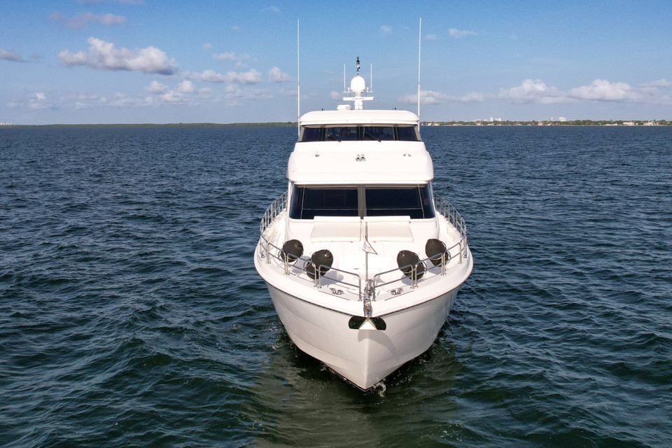 M/Y HATTERAS 80 MOTOR YACHT Yacht #5