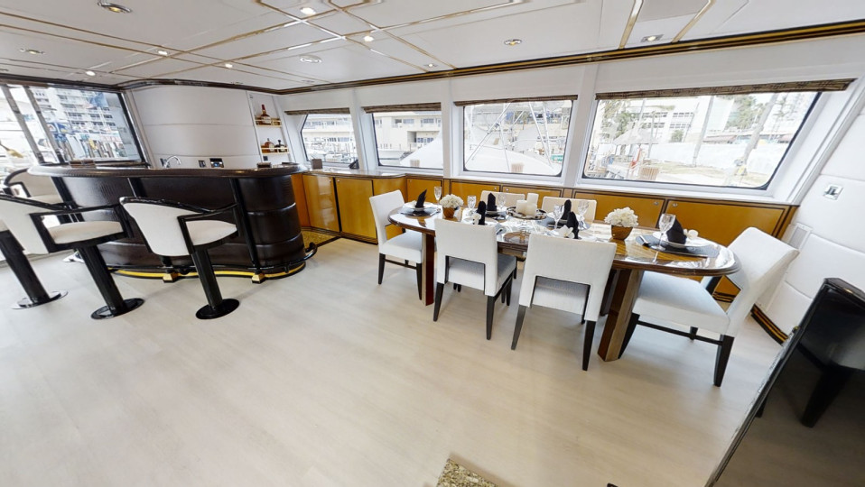 M/Y ENTOURAGE Yacht #15