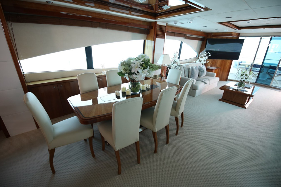 M/Y 2008 SUNSEEKER 90 Yacht #11