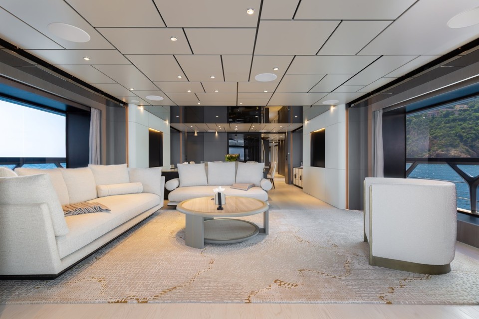 M/Y LADY DIA Yacht #12