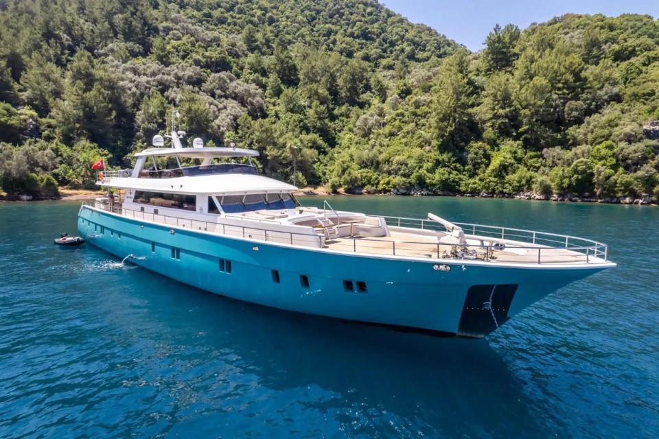 M/Y 39,1 M CUSTOM BUILD MOTOR YACHT Yacht #3