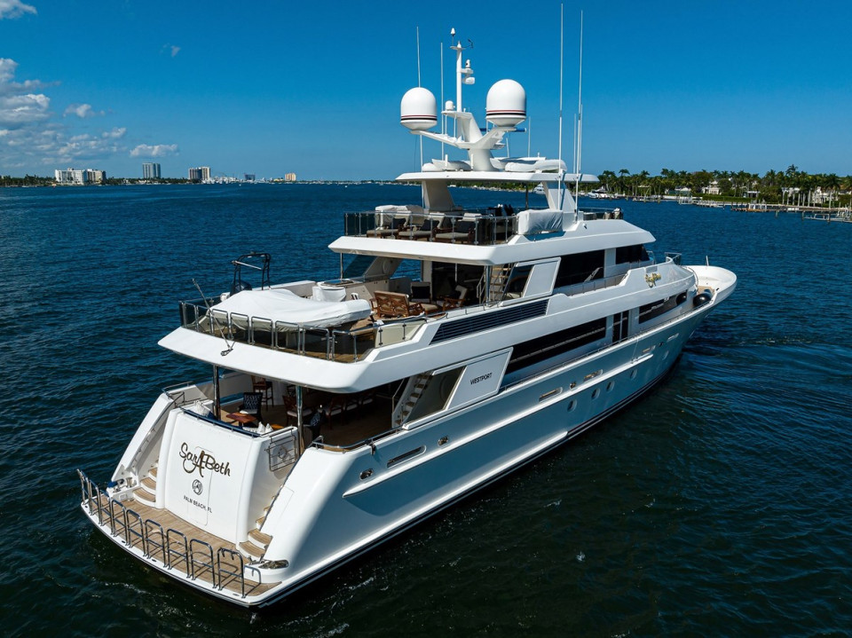 M/Y SARABETH Yacht #4