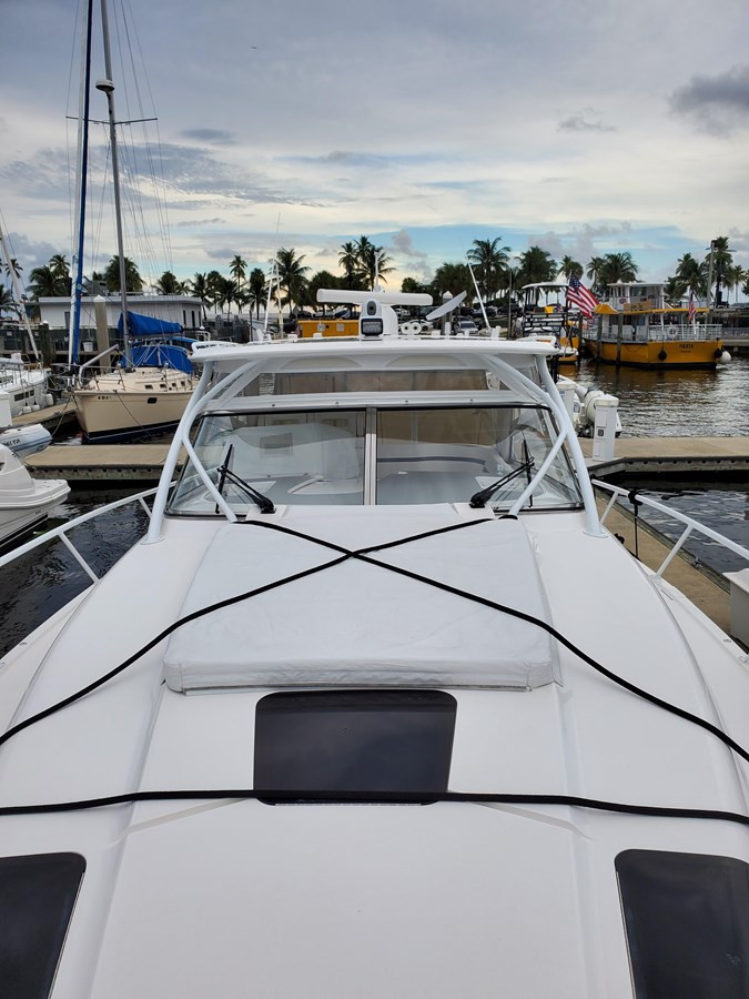 M/Y HER SALT BOUYS Yacht #3