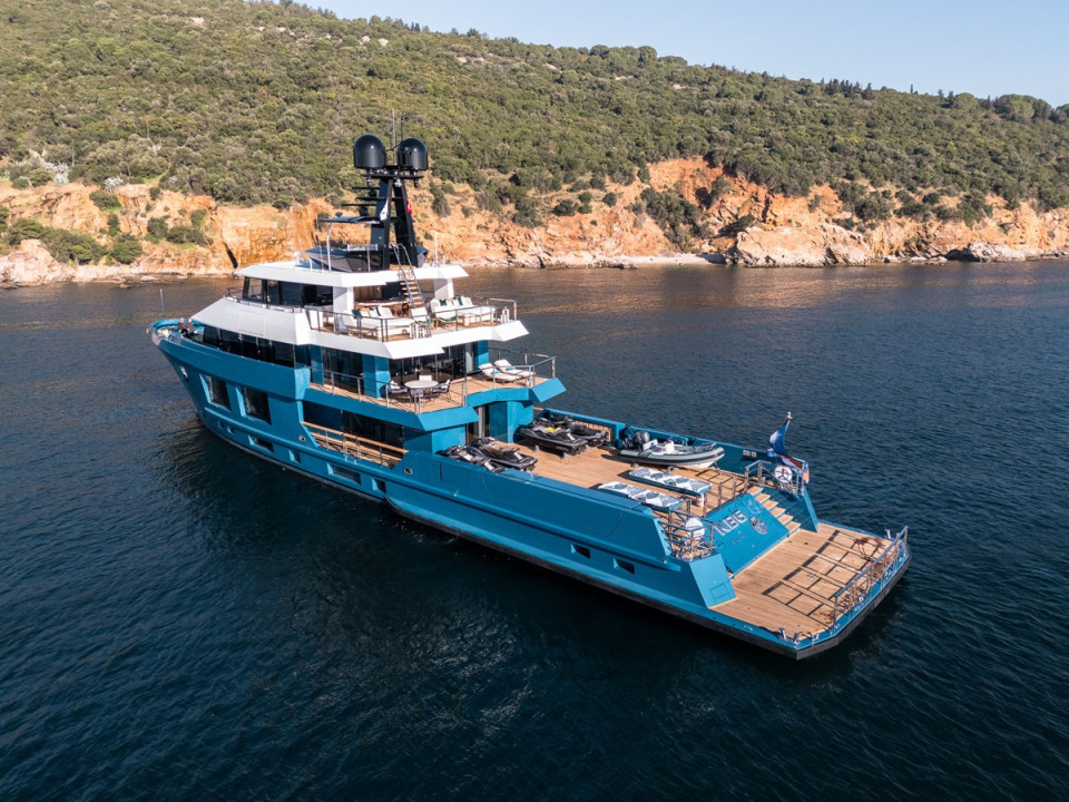 M/Y KING BENJI Yacht #10