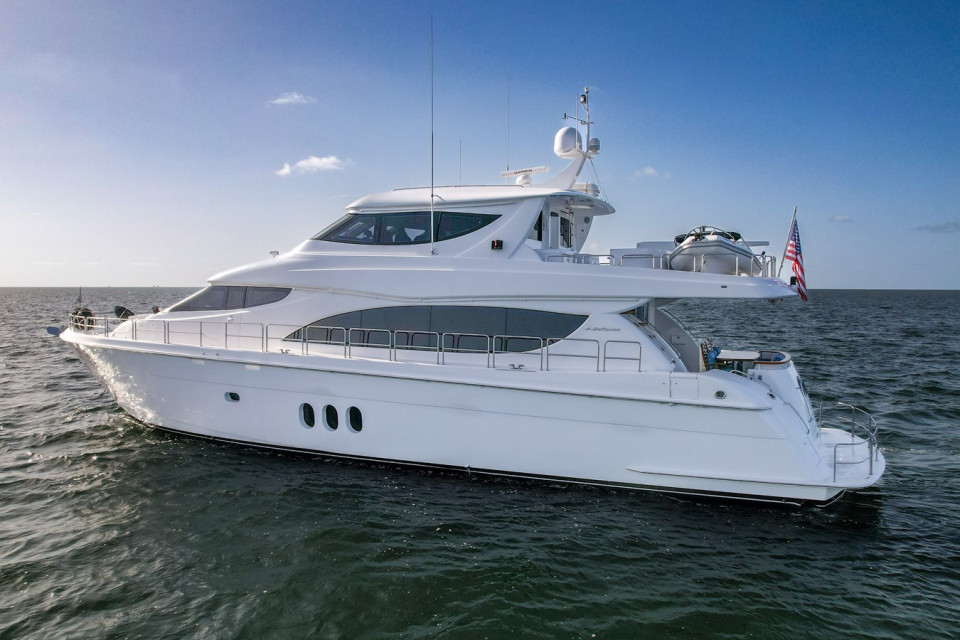 M/Y HATTERAS 80 MOTOR YACHT Yacht #11