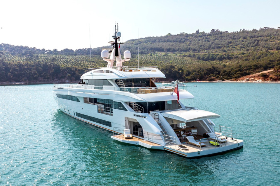 M/Y STERN Yacht #3