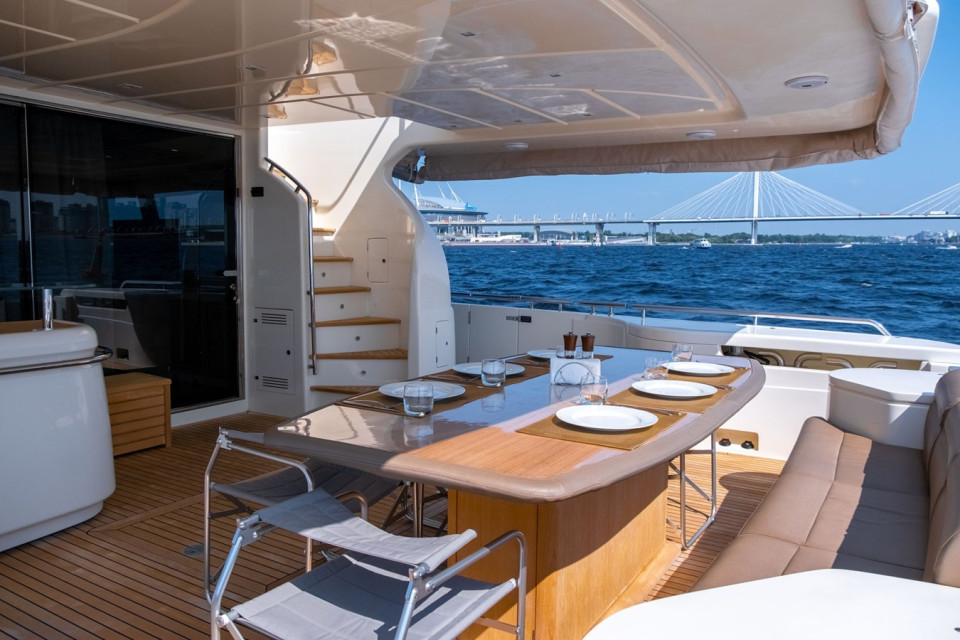 M/Y FERRETTI 870 Yacht #4