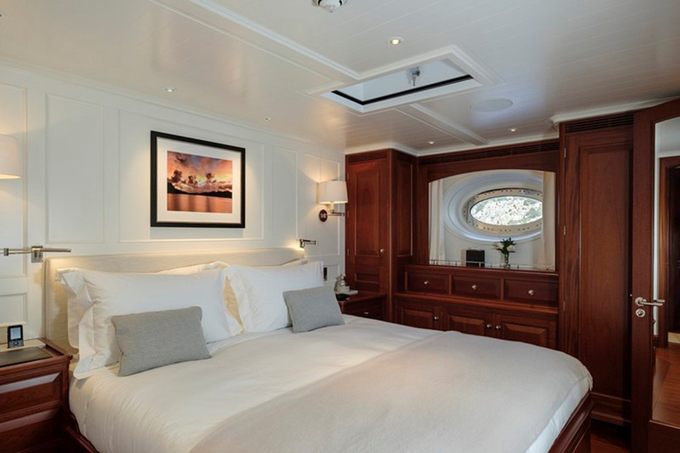 S/Y APSARA Yacht #13