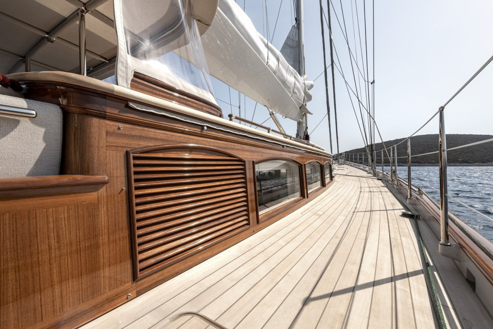 S/Y GRACE III Yacht #11