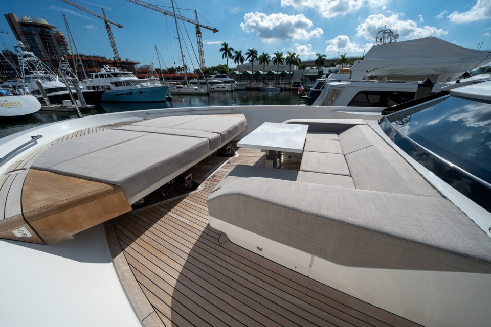 M/Y SL96A/764 Yacht #2