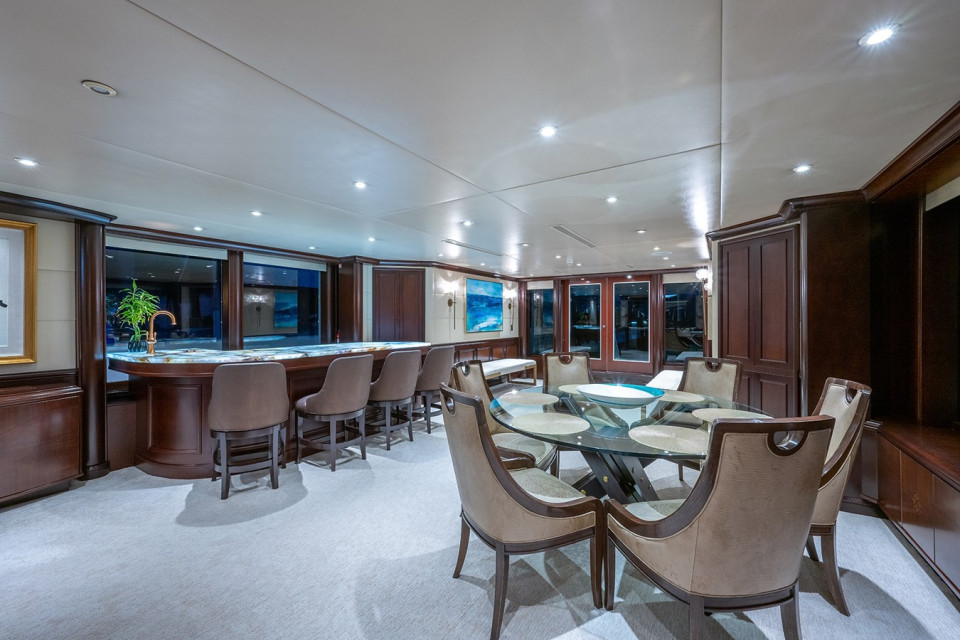 M/Y STARSHIP  Yacht #4