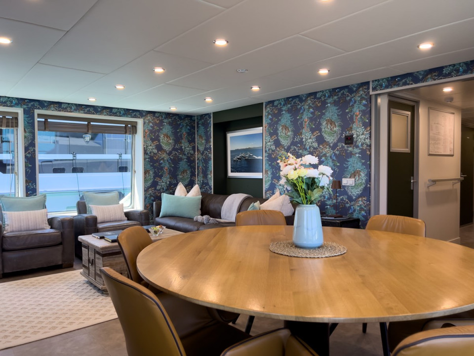 M/Y BAD COMPANY SUPPORT Yacht #10