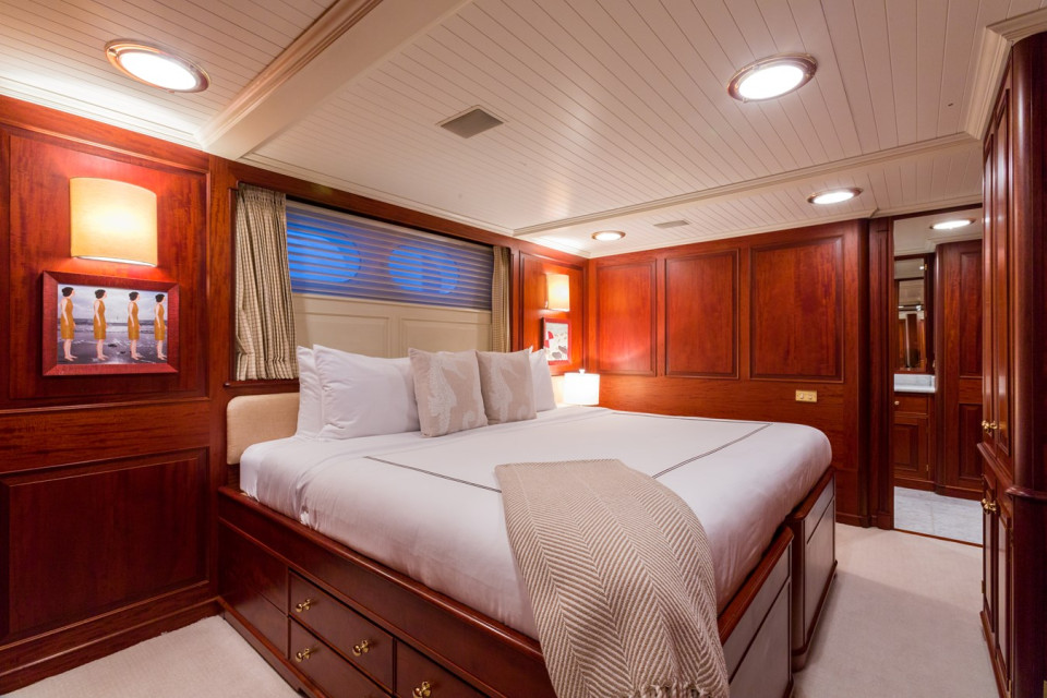 M/Y LADY J Yacht #13
