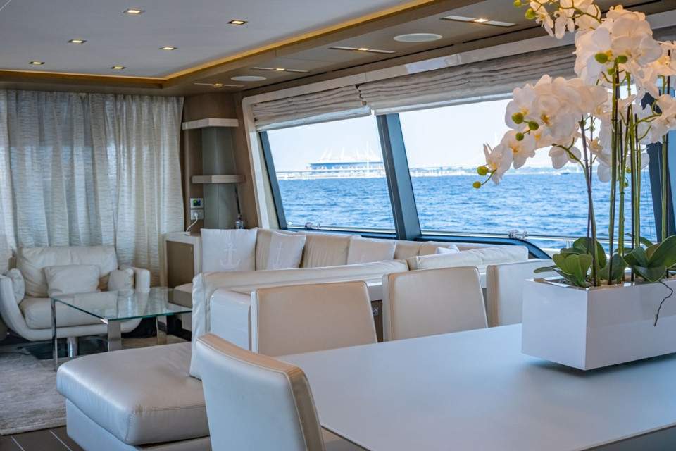 M/Y FERRETTI 870 Yacht #15