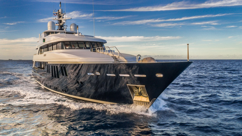 M/Y BRAVADO Yacht #1