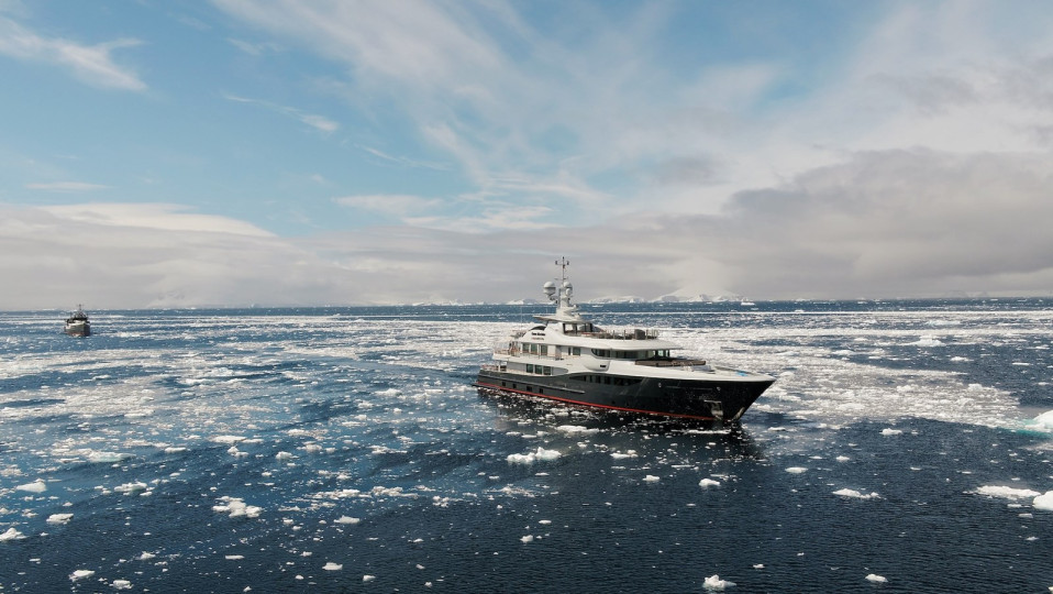 M/Y GENE MACHINE Yacht #9