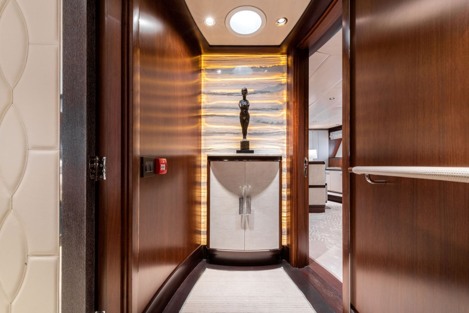 S/Y DAKOTA Yacht #12