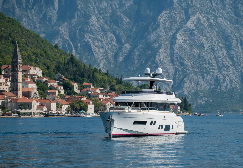 M/Y AVVENTURA Yacht #9