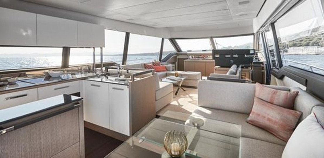 M/Y 2021 PRESTIGE 690 Yacht #11