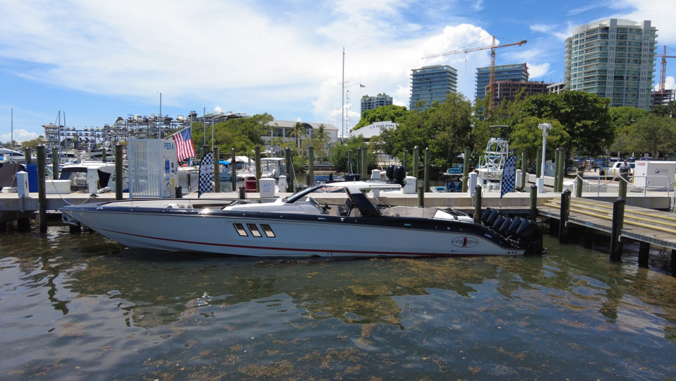 M/Y 2020 59 CIGARETTE TIRRANNA Yacht #2