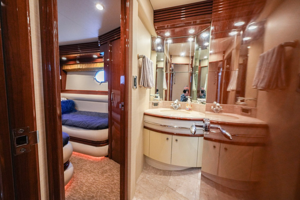 M/Y 2006 MARQUIS 65 Yacht #12