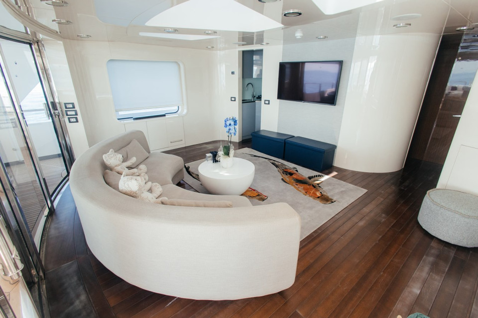 M/Y LADY IN BLUE Yacht #2