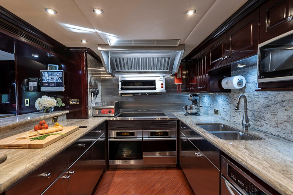 M/Y MISS CHRISTINE Yacht #14