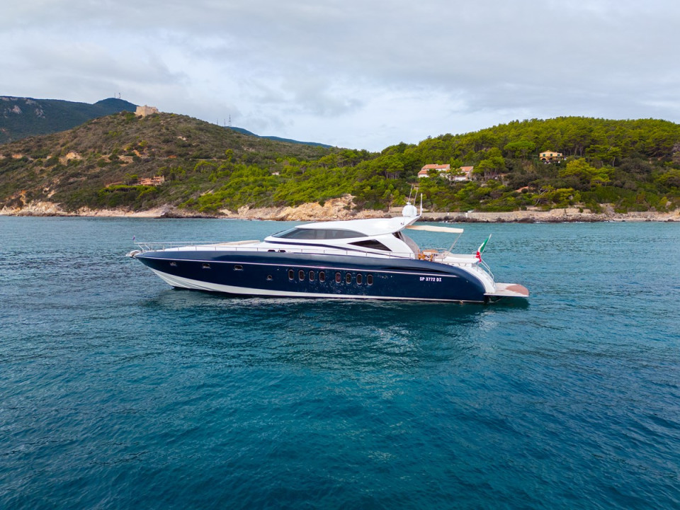 M/Y CINQUE LUNE Yacht #1