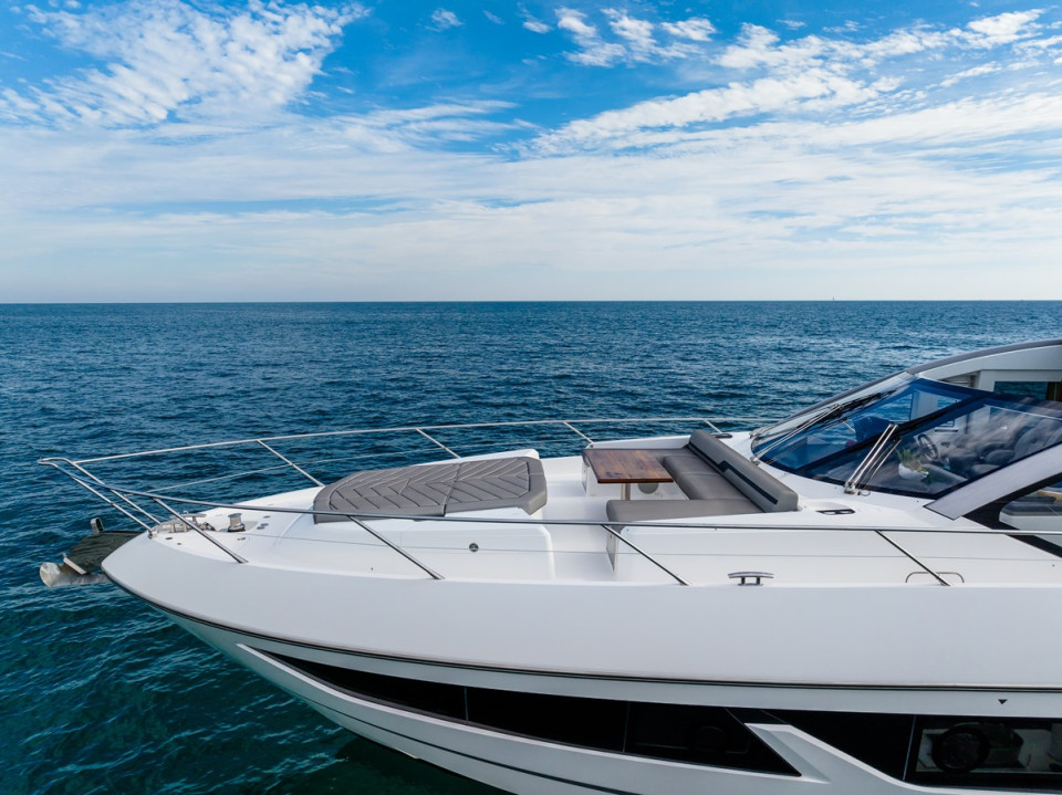 M/Y 2022 SUNSEEKER PREDATOR 74 Yacht #10